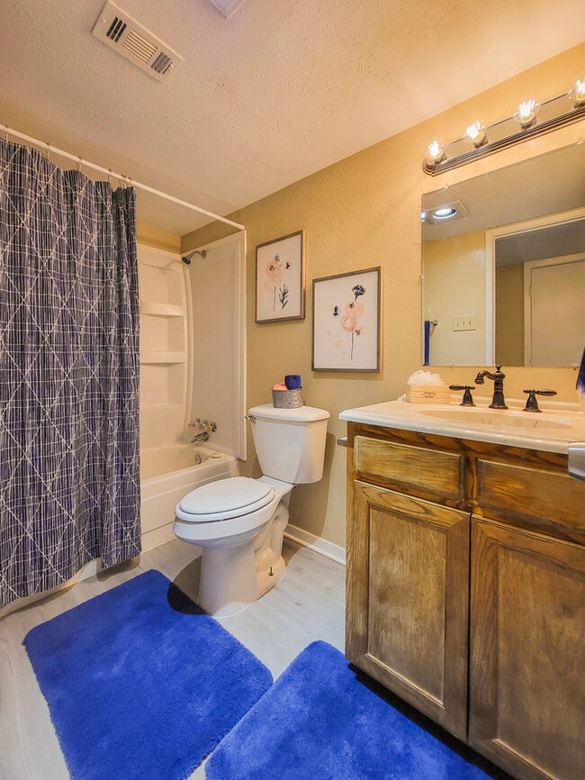 Photo - Cozy 3/2/2 in North Richland Hills