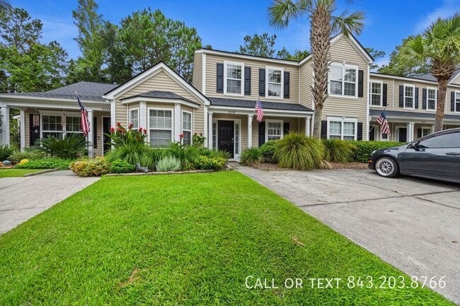Photo - 1005 Summerhaven Pl