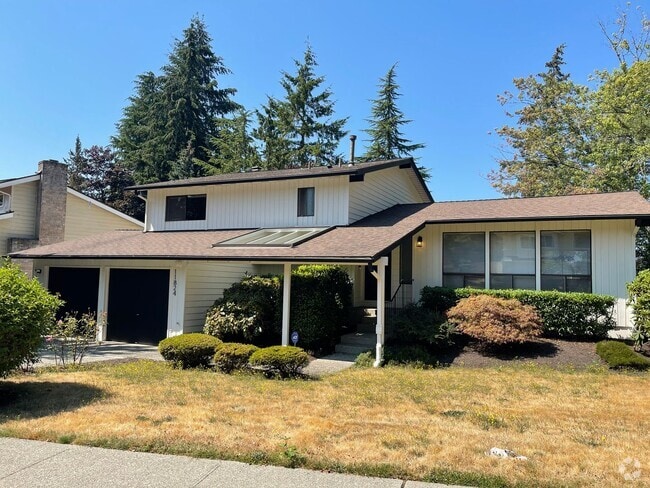 Building Photo - Charming 3bd split level Rental