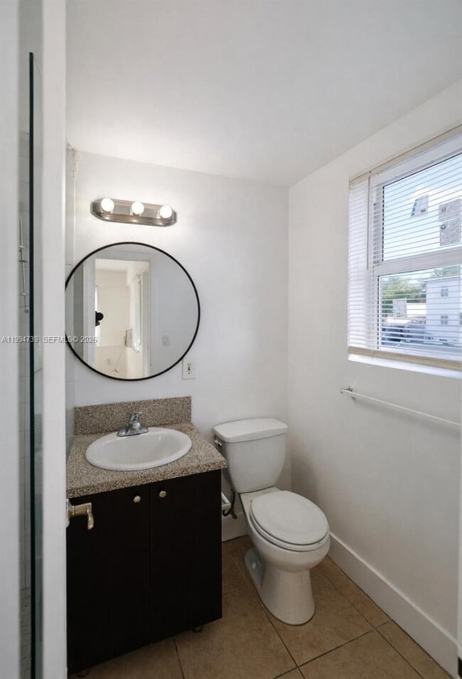 Photo - 5305 Biscayne Blvd Unit 101