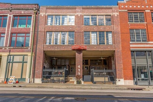 1/2 OFf FIRST Full MONTH!! Amazing studio in the William Farrington Buildiing. UTILITIES INCLUDE... - 1/2 OFf FIRST Full MONTH!! Amazing studio in the William Farrington Buildiing. UTILITIES INCLUDE... Unidad 205