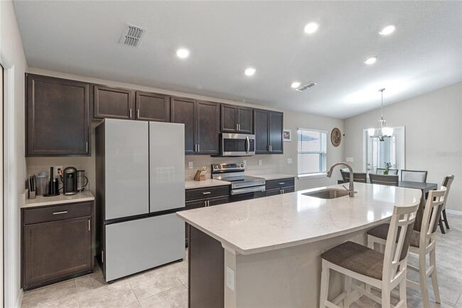 Photo - 524 Scenic Blf Blvd