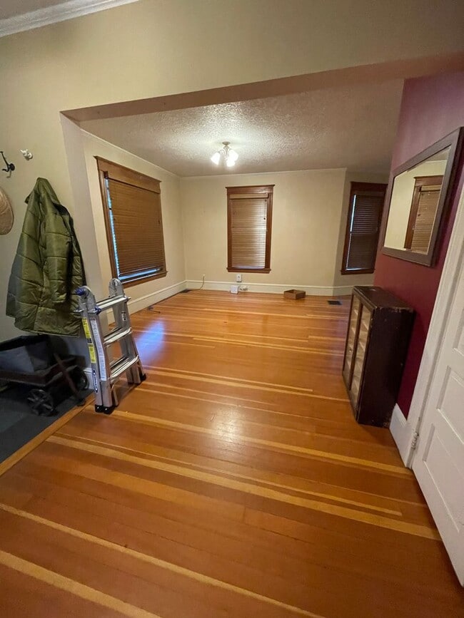 Photo - 2002 NE 13th Ave Unit 2002 NE 13th Ave