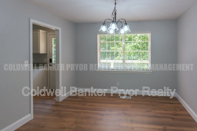 313 Maple Way