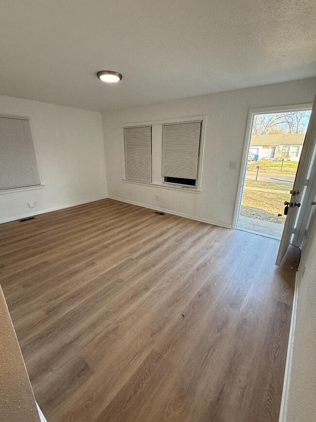 Photo - 2607 N Madison Ave