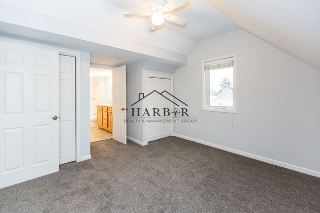 Photo - 4 Bedroom Home in NW Rochester