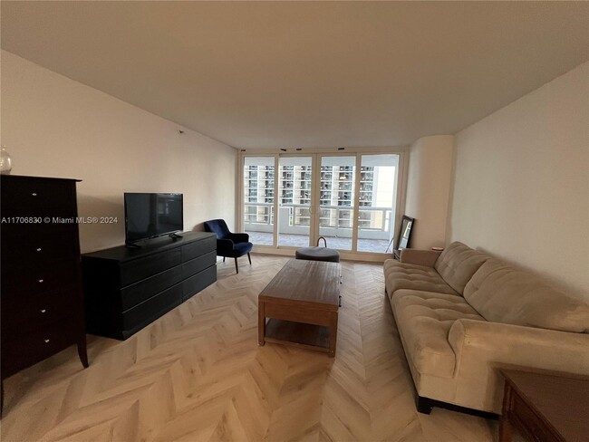 Photo - 1717 N Bayshore Dr Condo Unit A-1541