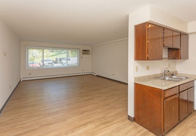 Rhode Island Chateau Apartments