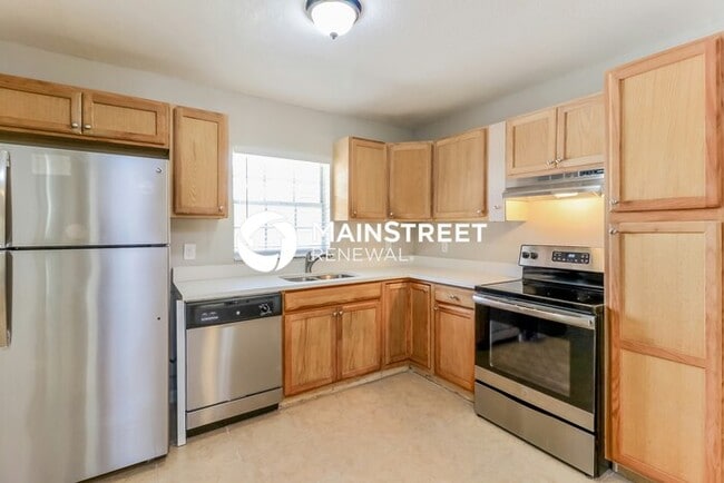 Photo - 4 Bedroom Pet-Friendly Home in Tampa, FL w...