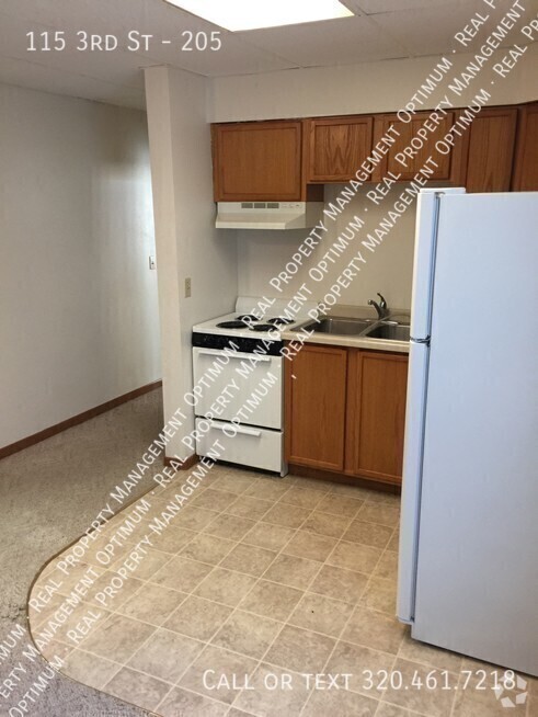 Building Photo - 2 Bed, 1 Bath Apartment in Argyle Mn Avail... Unit 205