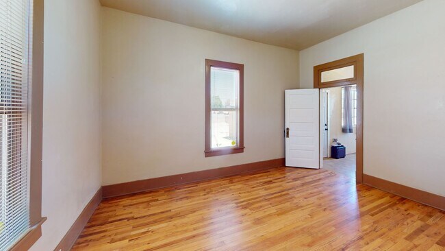 Photo - 801 W Pine St