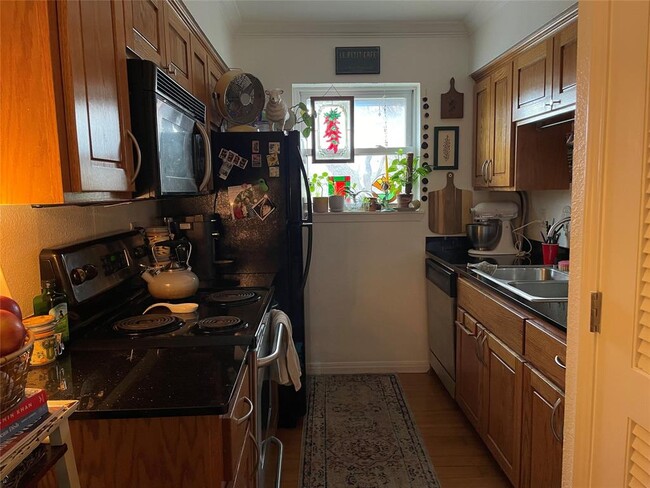 Photo - 900 S Lamar Blvd Unit 303