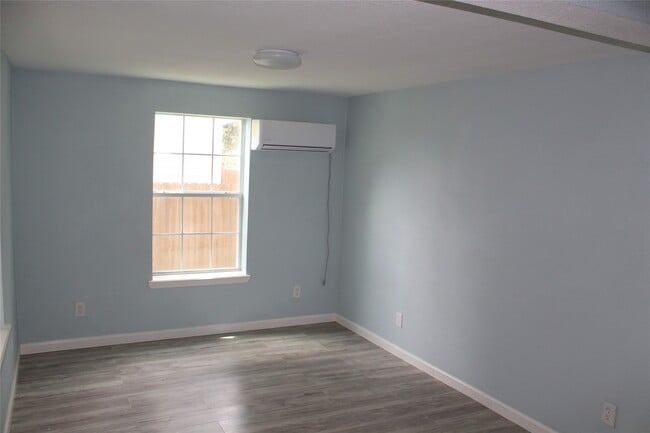 Photo - 1015 30th St Unit 1