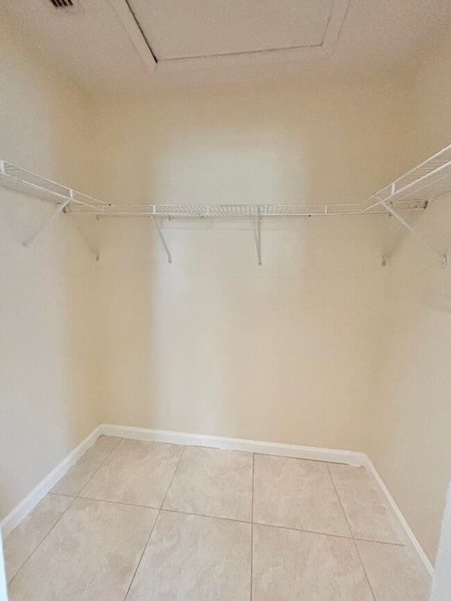Photo - 3151 Leewood Terrace Unit L229
