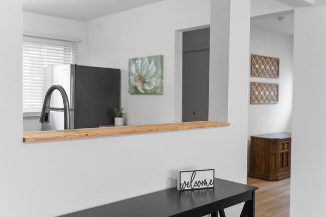 Photo - 1105 Julienne Dr