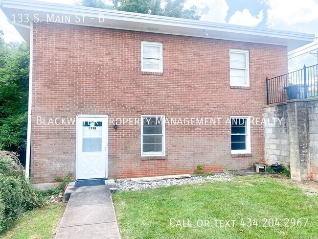 Building Photo - 133 S Main St Unit B Rental