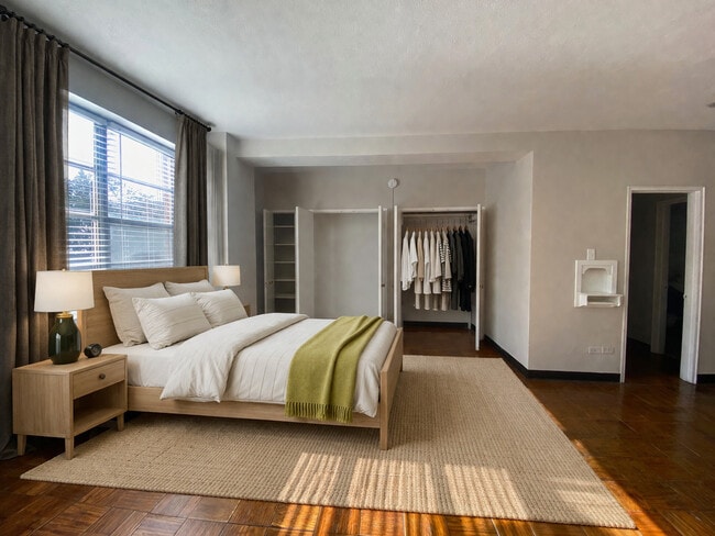 Living Area / Studio - The Sheraton