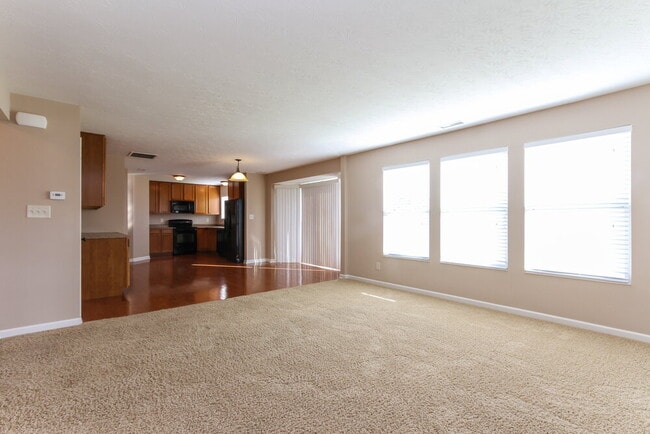 Photo - 2294 McGregor Dr