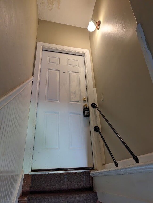 Photo - 626 Washington St Unit 2nd floor