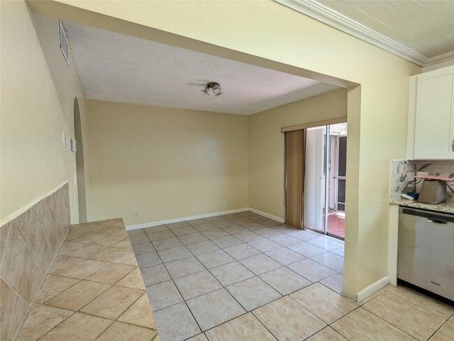 Photo - 6606 SW 41st St Unidad 6606