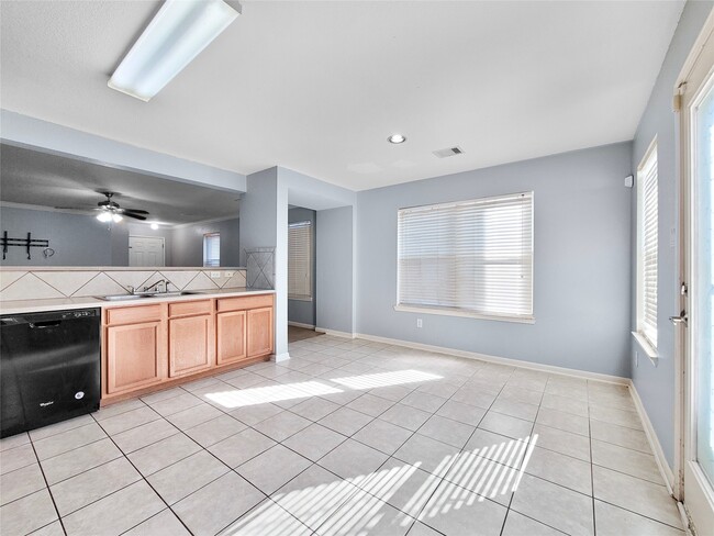 Photo - 4206 Wayside Stream Ln