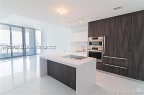 Building Photo - 1 br, 2 bath Condo - 851 NE 1st Ave Amazin...