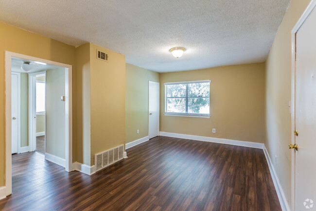 Interior - Longview Gardens Apartments