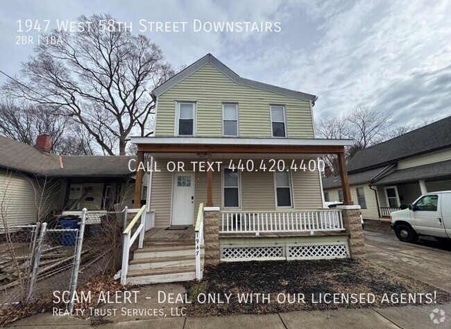 Building Photo - Stylish Downtown Living: Updated Downstair... Rental