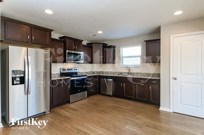 Photo - 10112 Holly Park Dr