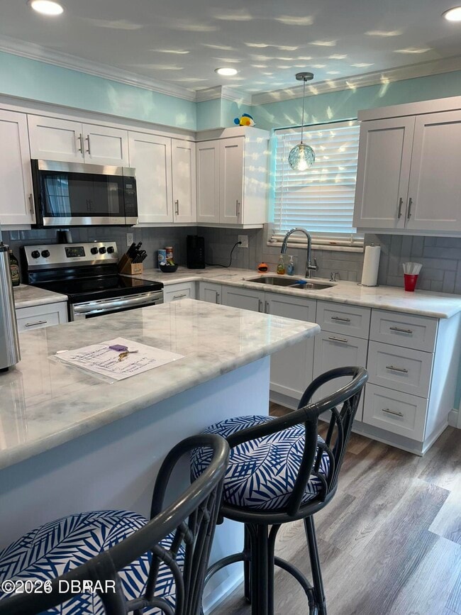 Photo - 3433 S Peninsula Dr