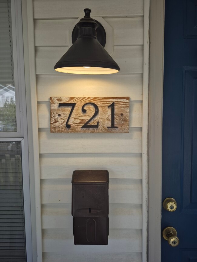 721 Hanford Street - 721 Hanford St Rental