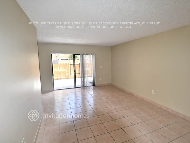 Photo - 9489 Palm Cir N