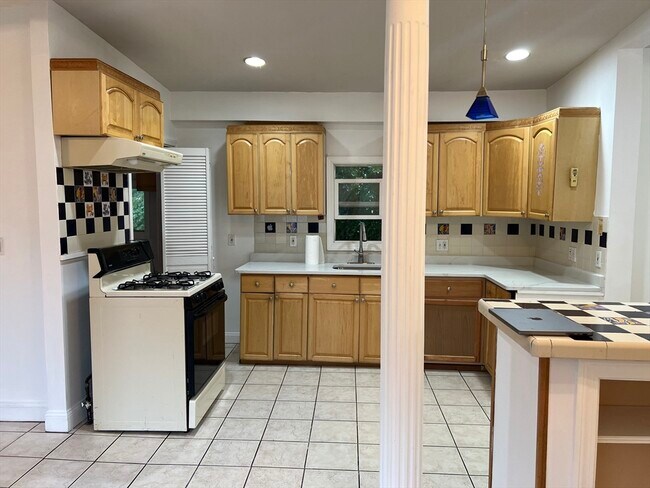 Photo - 21 Hamlet Pl Unidad 2