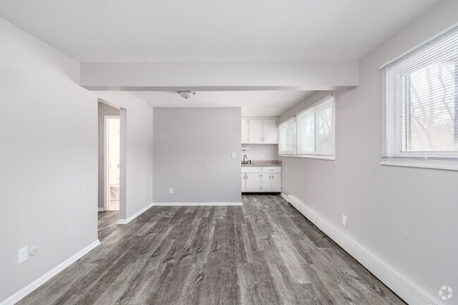 Carriage House - Carriage House