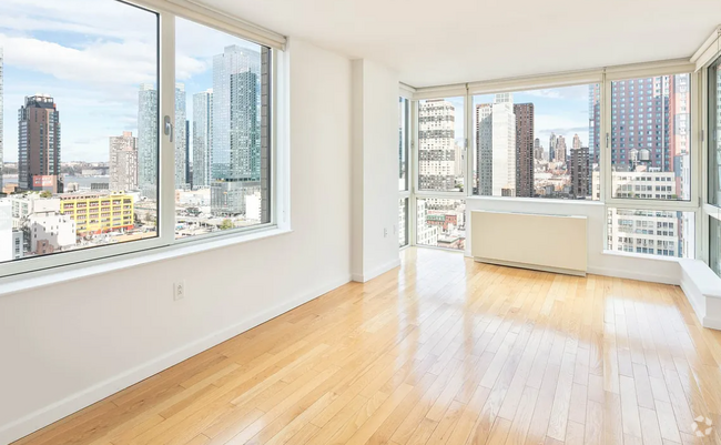 Building Photo - 344 W 37th St Unit 16D Rental