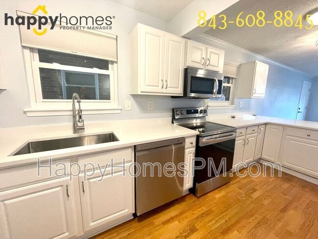 Photo - 415 Parkdale Dr