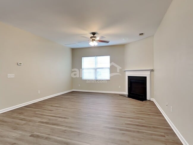 Photo - 350 Iveson Rd