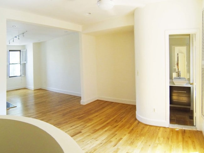 Living, Dining, Powder room - 1318 35th St NW Unit 2