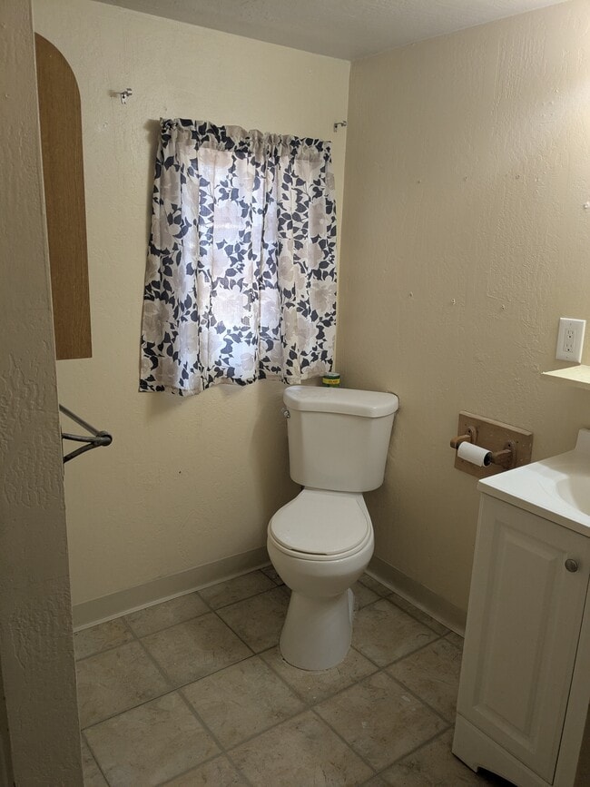 Photo - 3917 Altamont Dr