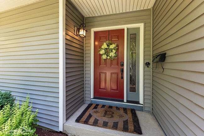 Photo - 659 Alida Dr