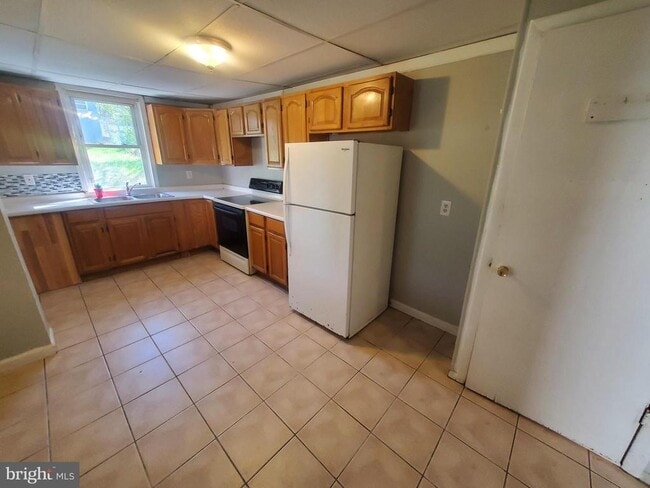 Photo - 1736 Fairview St