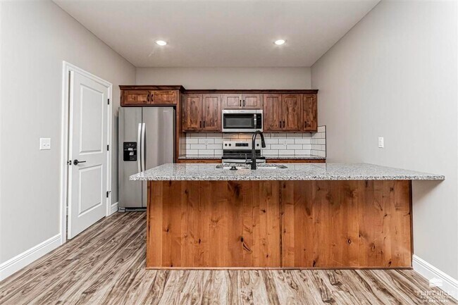 Photo - Please View the 3D Virtual Walk Through Before Scheduling A Showing