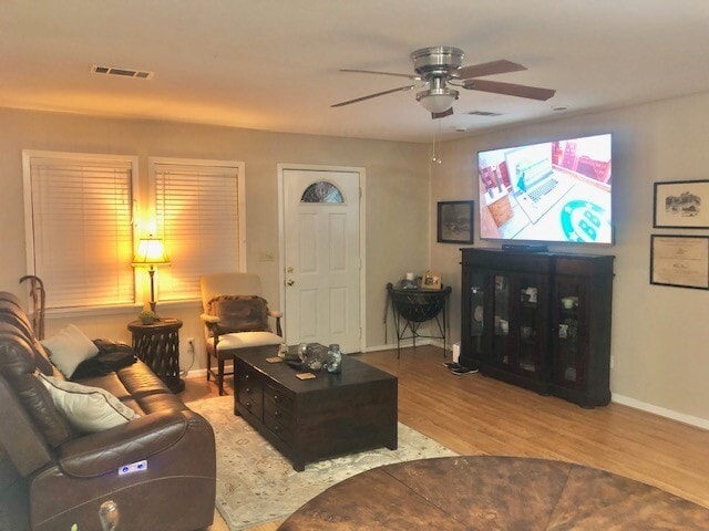 Photo - 30507 Quinn Rd