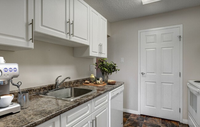 Photo - Huntington Place