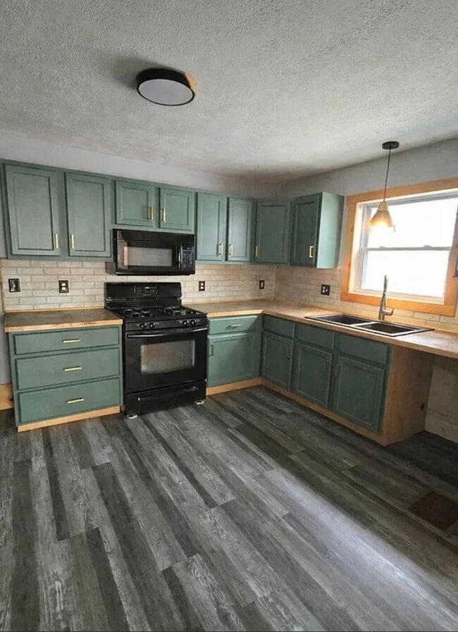 Photo - 618 Pettibone Ave NW Unidad 1