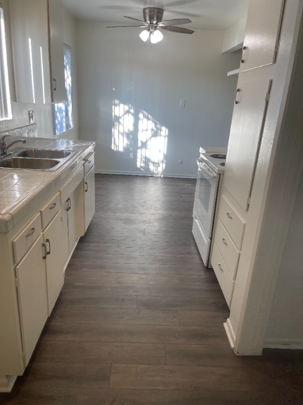 Photo - 2232 E Lenita Ln Unidad L