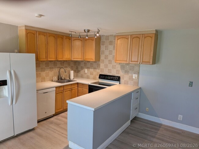 1909 SW 2nd St Unit 1909