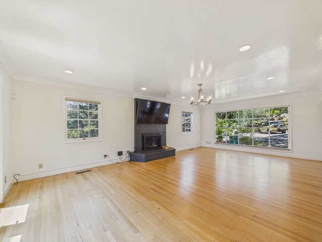 Photo - Beautiful serene and private Belmont home