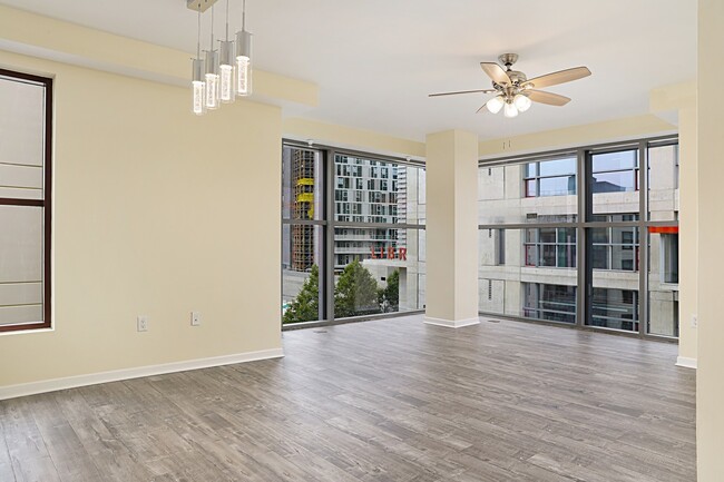 East Village 2 bedroom 2 bath condo in Met... - East Village 2 bedroom 2 bath condo in Met...