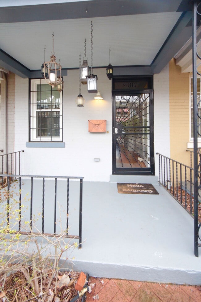 Beautiful 2 BR Townhouse in Atlas District - Beautiful 2 BR Townhouse in Atlas District